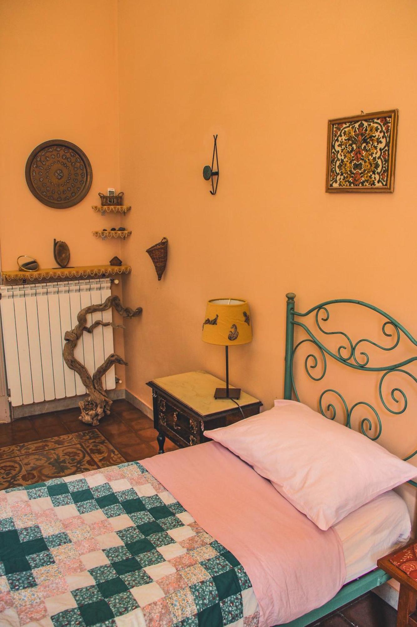 Casa Verdi - House Of Travelers Maison d'hôtes